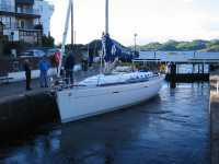 Sjslussen vid Crinan. I motsats till kanalens alla andra slussar r sjslussarna maskinopererade och hanteras av British Waterways personal.
