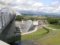 Delar av Falkirk Wheel och informationscentret.