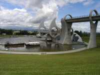 Unionkanalen anluter till Falkirk Wheel via en akvedukt.