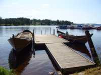 Kyrkbtsbryggan och delar av bthamnen och Ljusnan nedstrms.