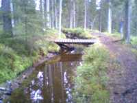 Bergslagsleden till hger om kanalen