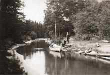 A picture from the canal shot before 1928.