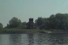 Litet hus vid Elbe - en pegel?